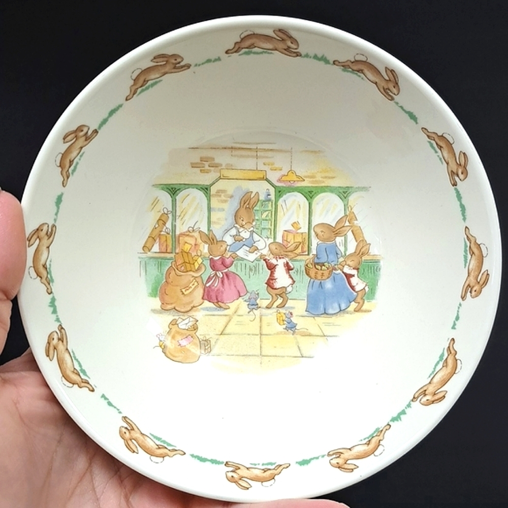 Vintage 6” “Bunnykins "At The Post Office" child bowl by Royal Doulton